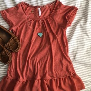 Xhilaration rust peplum shirt